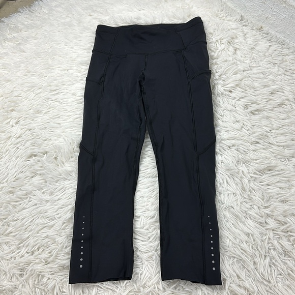 Lululemon Fast & Free Crop (19") Black - Picture 1 of 6
